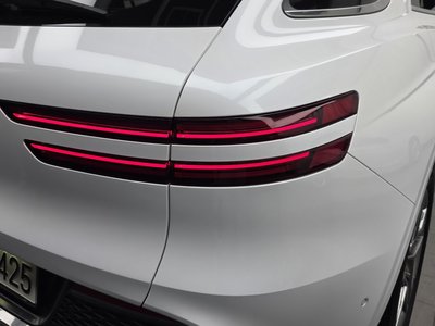 صورة 10 لـ 2021 Genesis GV70