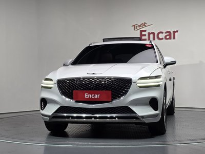 صورة 2 لـ 2021 Genesis GV70