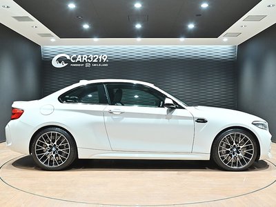 BMW M2 COMPETITION - 9