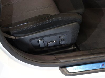 2025 BMW 3 SERIES 缩略图 20