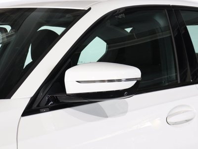 2025 BMW 3 SERIES 照片 7