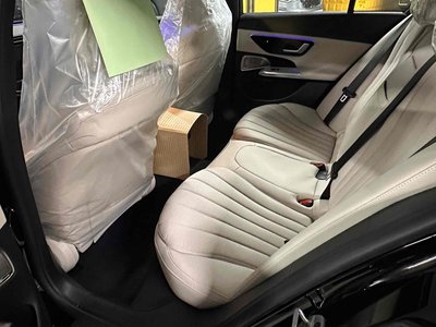 MERCEDES-BENZ E-CLASS - 9