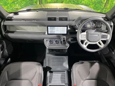 LAND ROVER DEFENDER - 2