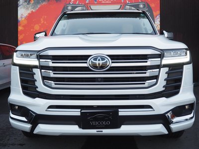 صورة مصغرة 42 لـ 2023 Toyota LAND CRUISER 300