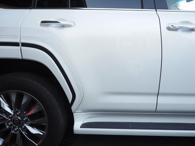 صورة مصغرة 36 لـ 2023 Toyota LAND CRUISER 300