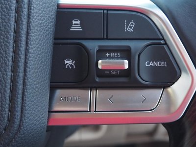 صورة مصغرة 65 لـ 2023 Toyota LAND CRUISER 300