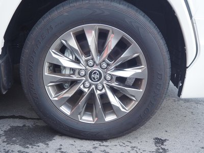 صورة مصغرة 40 لـ 2023 Toyota LAND CRUISER 300