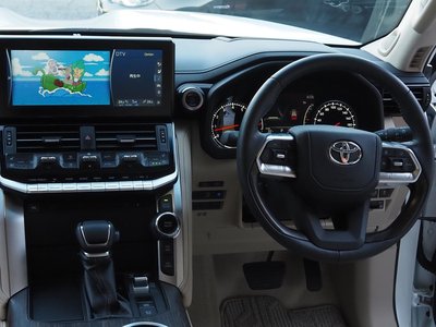 صورة مصغرة 22 لـ 2023 Toyota LAND CRUISER 300