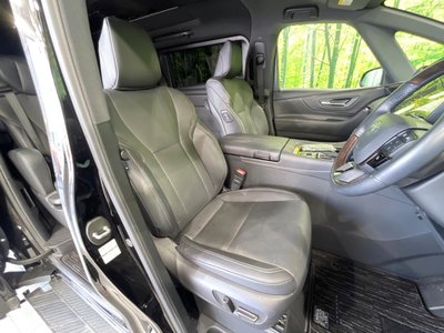صورة 8 لـ 2023 Toyota ALPHARD
