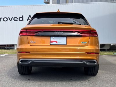 AUDI Q8 - 8