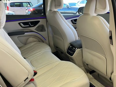 MERCEDES-BENZ EQS - 9