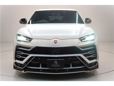 2019 Lamborghini URUS 照片 2