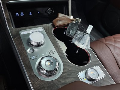 GENESIS GV80 - 9