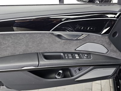2021 AUDI A8 — миниатюра 14