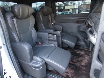 TOYOTA VELLFIRE - 10