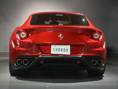 FERRARI FF - 10
