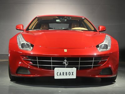 FERRARI FF - 5