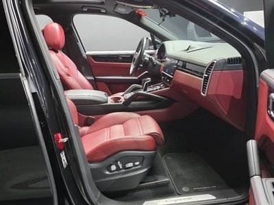 2019 Porsche CAYENNE — миниатюра 16