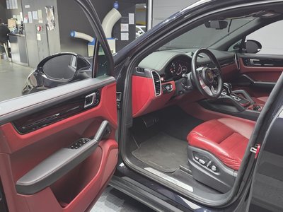 2019 Porsche CAYENNE — миниатюра 13