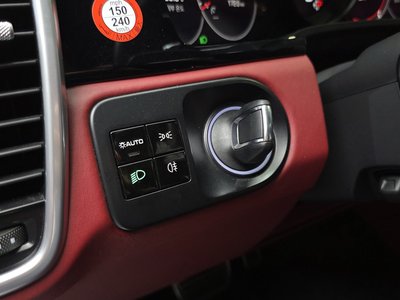 2019 Porsche CAYENNE — миниатюра 24