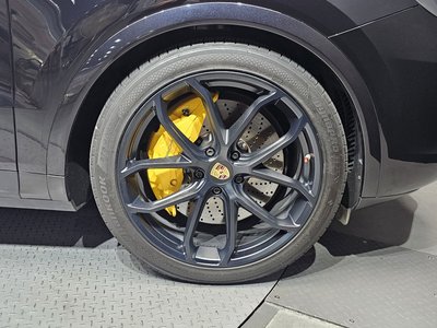 2019 Porsche CAYENNE photo 8
