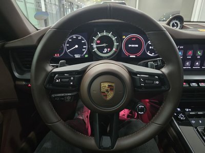 صورة مصغرة 17 لـ 2024 Porsche 911