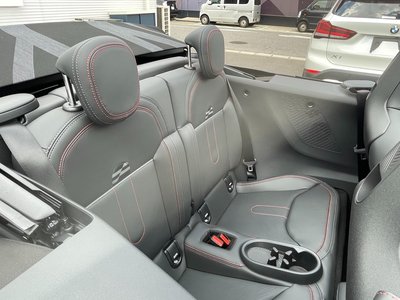 صورة 16 لـ 2025 MINI COOPER CONVERTIBLE