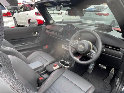 صورة 4 لـ 2025 MINI COOPER CONVERTIBLE