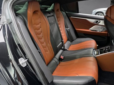 2024 BMW 8 SERIES 缩略图 17