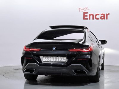 BMW 8 SERIES - 3
