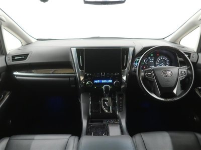 2022 Toyota ALPHARD — фото 6