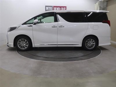 2022 Toyota ALPHARD — фото 10