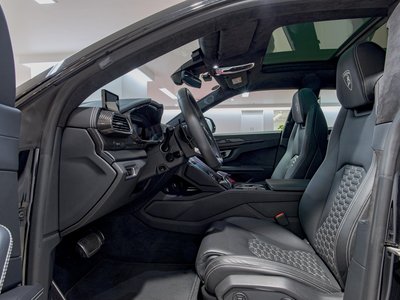 LAMBORGHINI URUS - 8