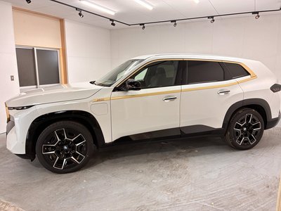 2025 BMW XM 照片 2