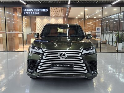 صورة 2 لـ 2025 Lexus LX