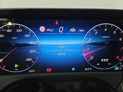 MERCEDES-BENZ E-CLASS - 8