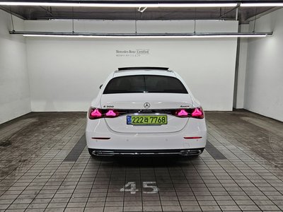 MERCEDES-BENZ E-CLASS - 3