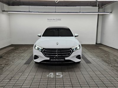 MERCEDES-BENZ E-CLASS - 2