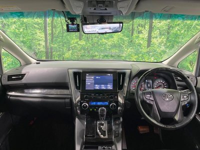 TOYOTA ALPHARD - 2