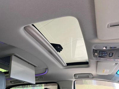 TOYOTA ALPHARD - 4