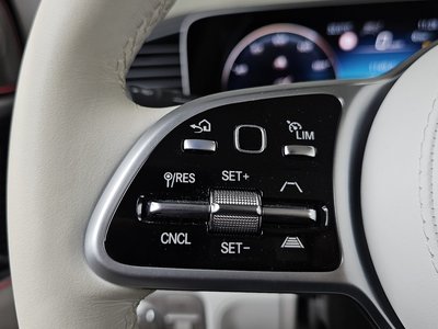 صورة مصغرة 31 لـ 2023 Mercedes-BENZ GLS