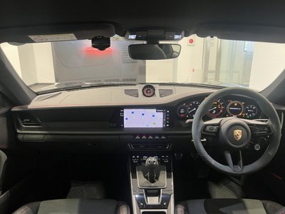 PORSCHE 911 - 8