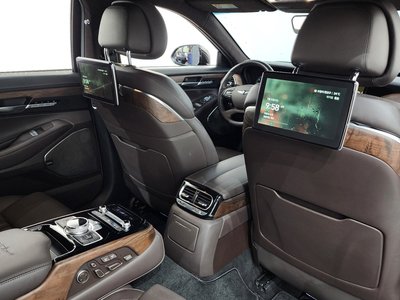 2019 Genesis G90 — миниатюра 16