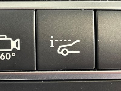 MERCEDES-BENZ GLC AMG - 6