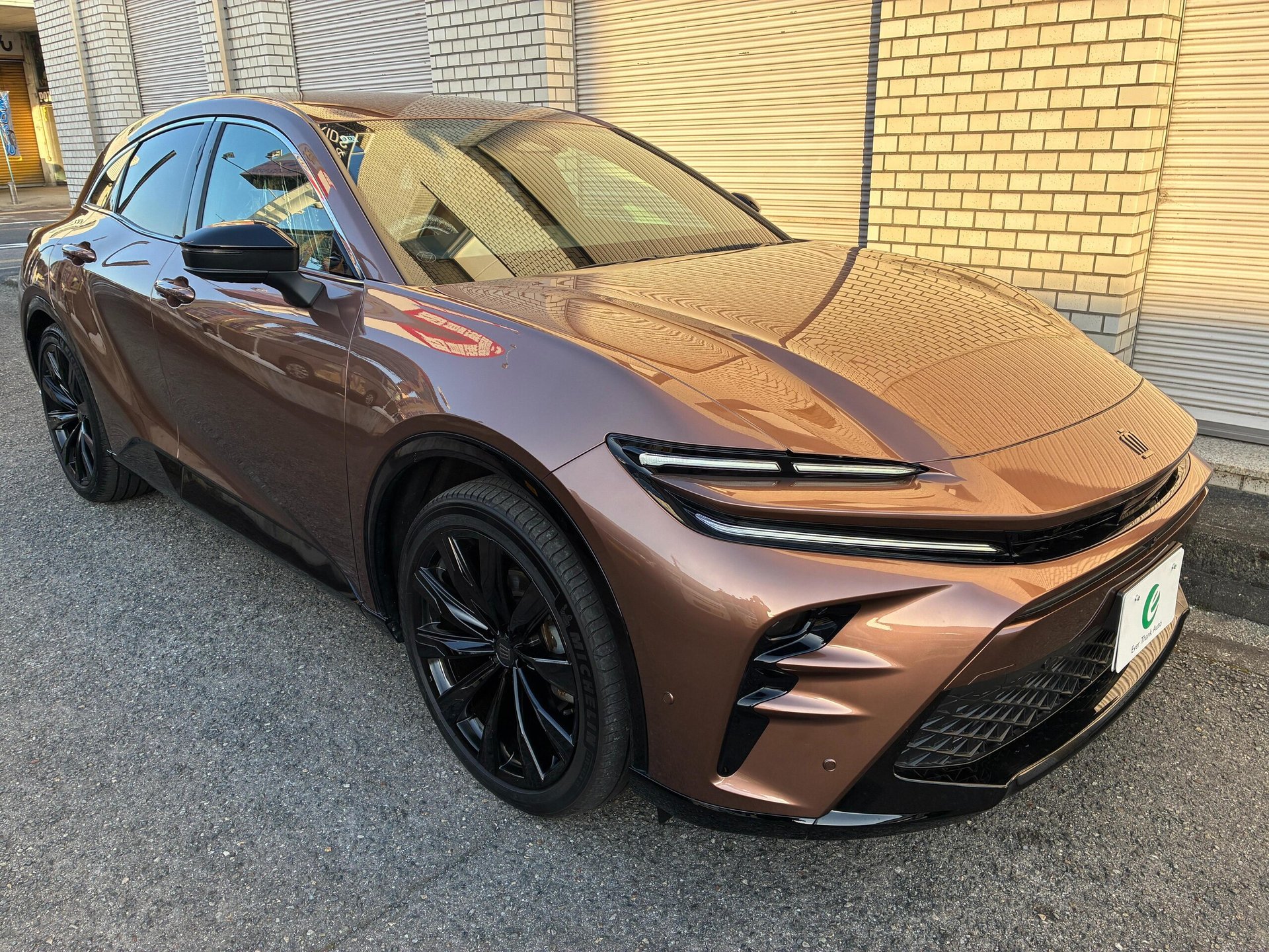 TOYOTA CROWN SPORT - View 1