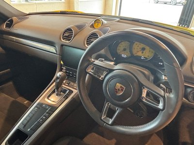 صورة مصغرة 18 لـ 2019 Porsche 718