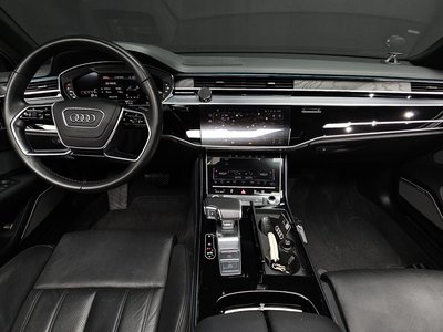AUDI A8 - 5