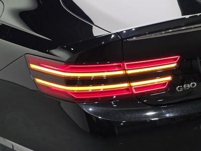 GENESIS G80 (RG3) - 10