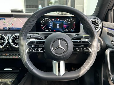 2025 Mercedes-BENZ A-CLASS 缩略图 22