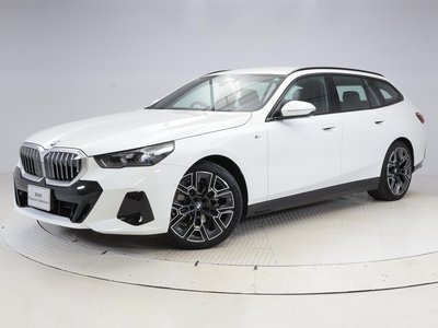 BMW 5 SERIES TOURING - 1